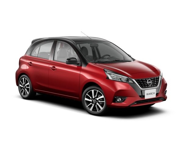 Vista frontal de Nissan March bitono rojo con negro