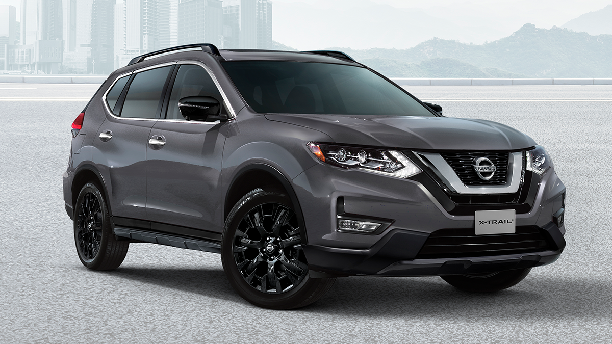 Imagen lateral de Nissan X-Trail gris