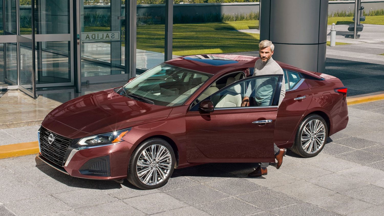 Nissan Altima 2024