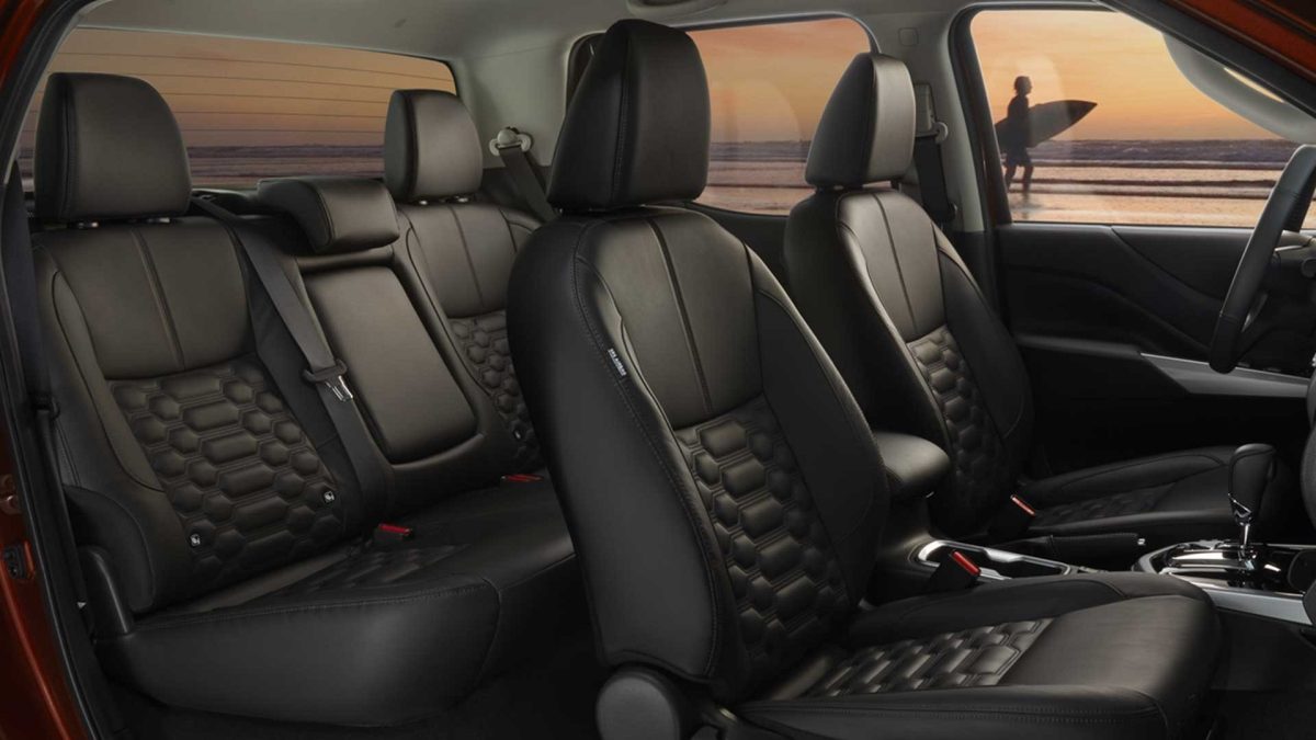 El espacio interior de Nissan Frontier 2023 es perfecto para llegar hasta donde quieras