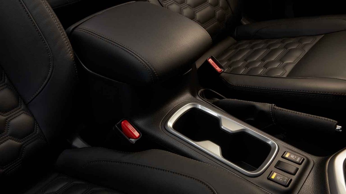 Nissan Frontier 2023 cuenta con un cómodo espacio interior