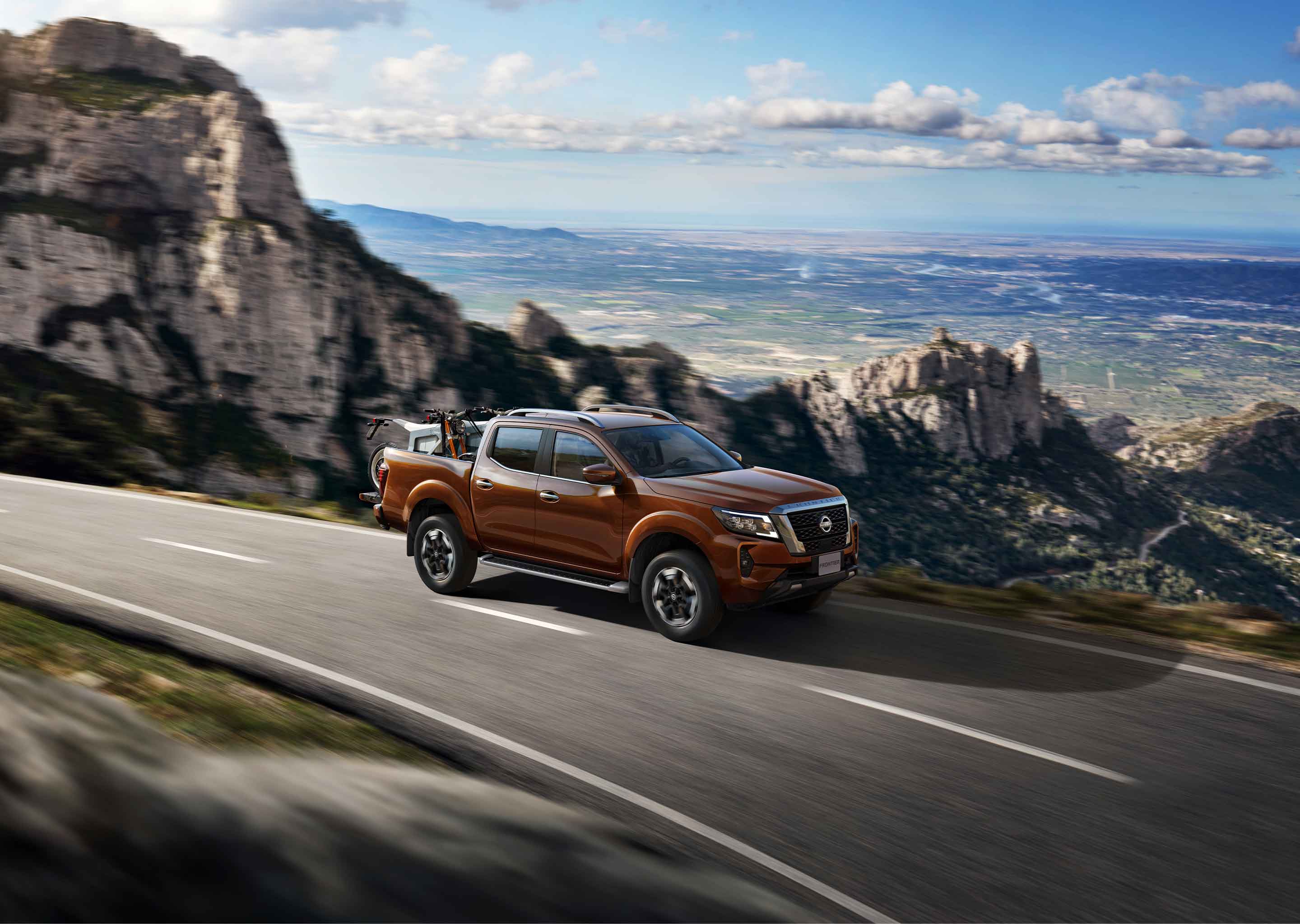 Nissan Frontier 2023 impulsa tu Modo PRO en cada camino 