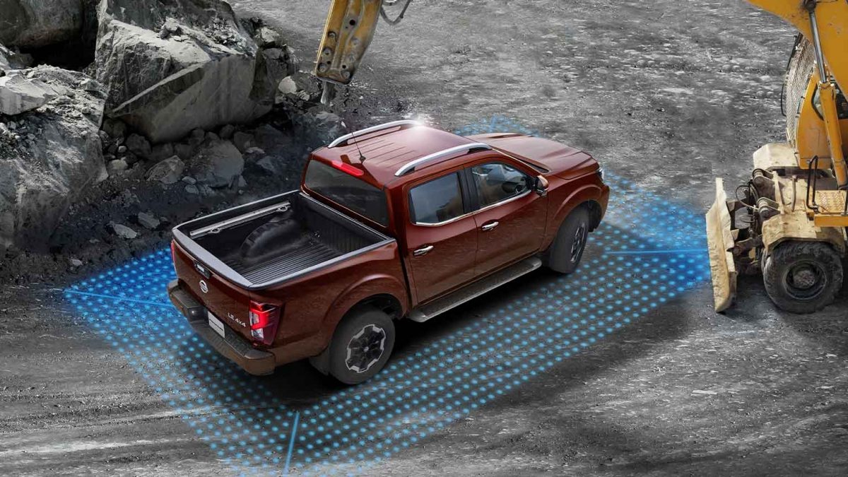 Nissan Frontier 2023 cuenta con tecnologías perfectas para cualquier camino