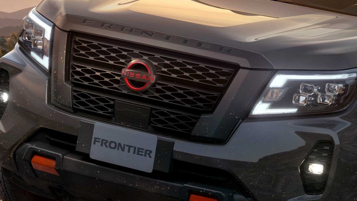 Nissan Frontier PRO-4X 2024 cuenta con luces LED que facilitan tu camino