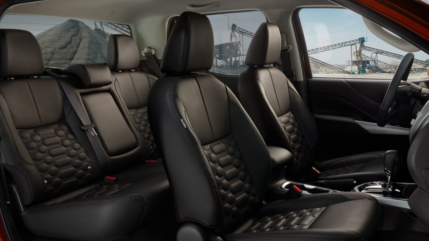 Nissan Frontier 2025