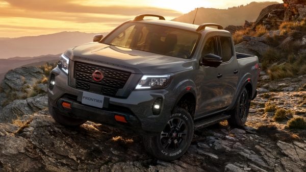 Nissan Frontier PRO-4X 2026 fue creada para lo extremo