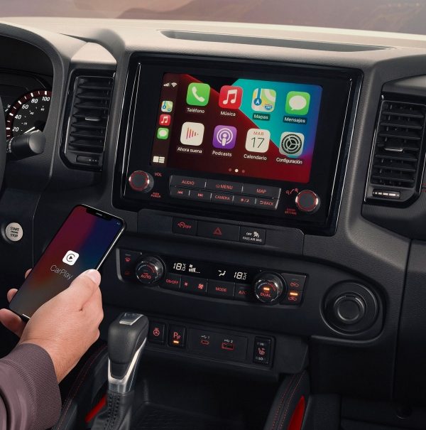 Nissan Frontier V6 PRO-4X 2024 con Apple CarPlay y Android Auto inalámbrico