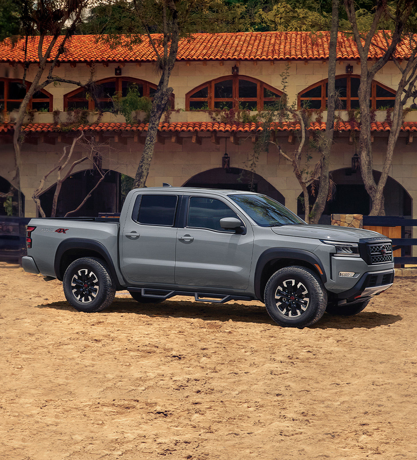 Diseño de la Pick up Nissan Frontier Pro 4X V6 2024