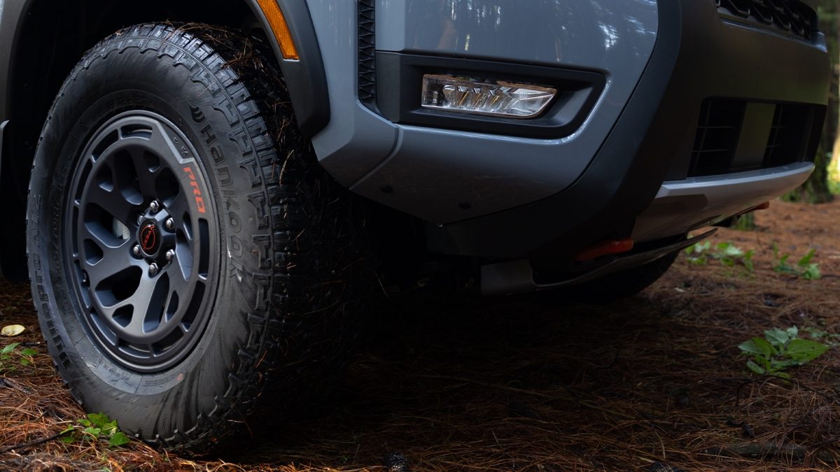 Nissan Frontier V6 PRO-4X 2026 Llantas Off-Road