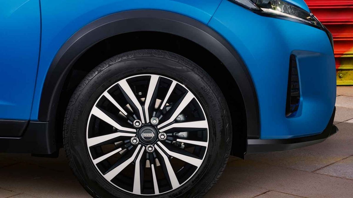 Nuevo Nissan Kicks 2023 detalle de rines