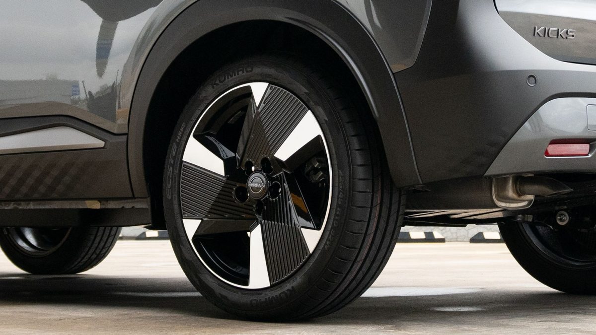 Nuevo Nissan Kicks 2026 con rines de 19"