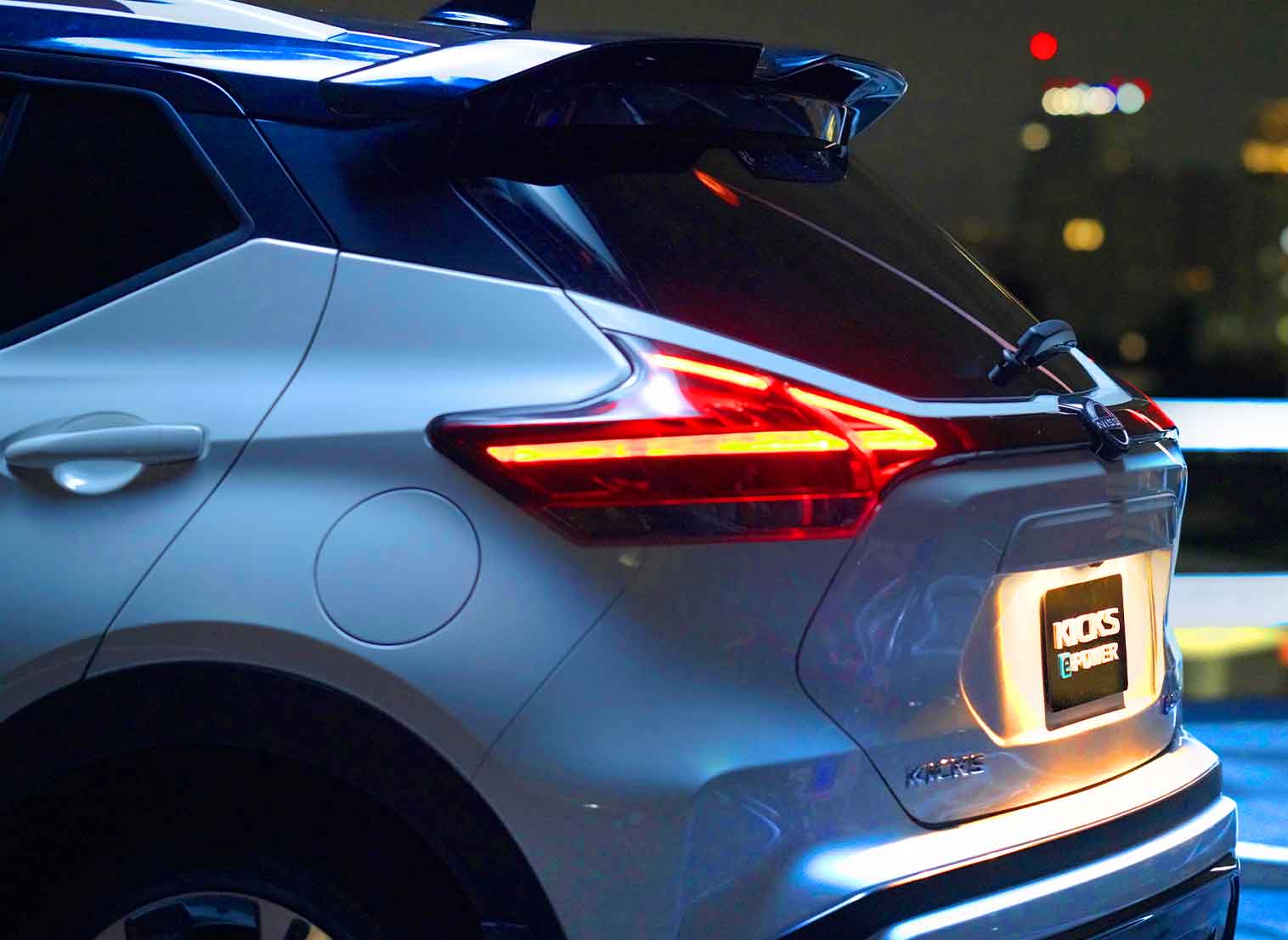 Nuevo Nissan Kicks e-POWER accesorios alerón