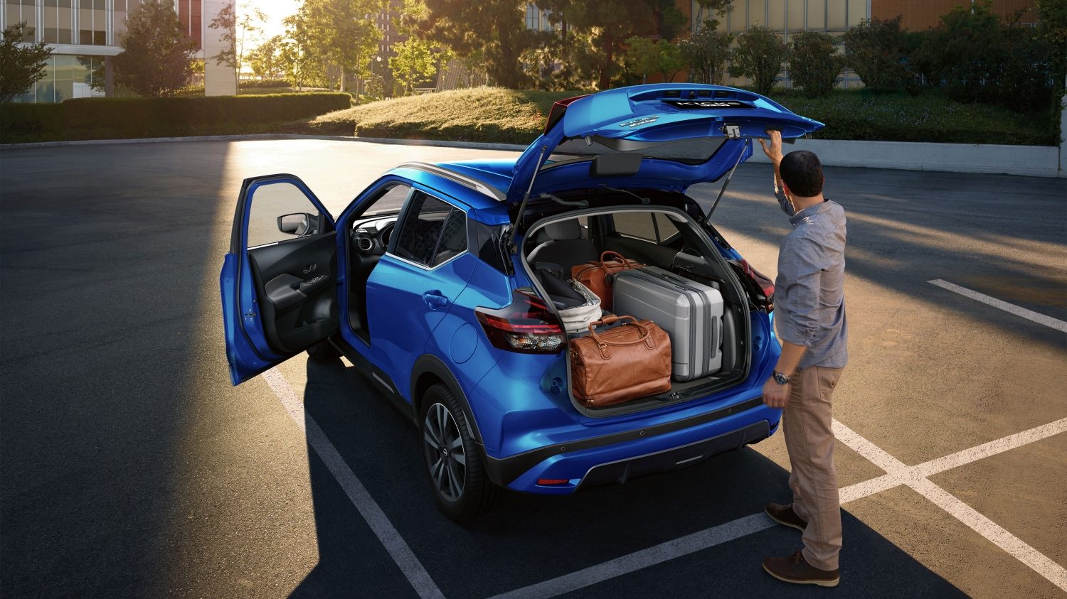 Nissan 2025 Kicks Play