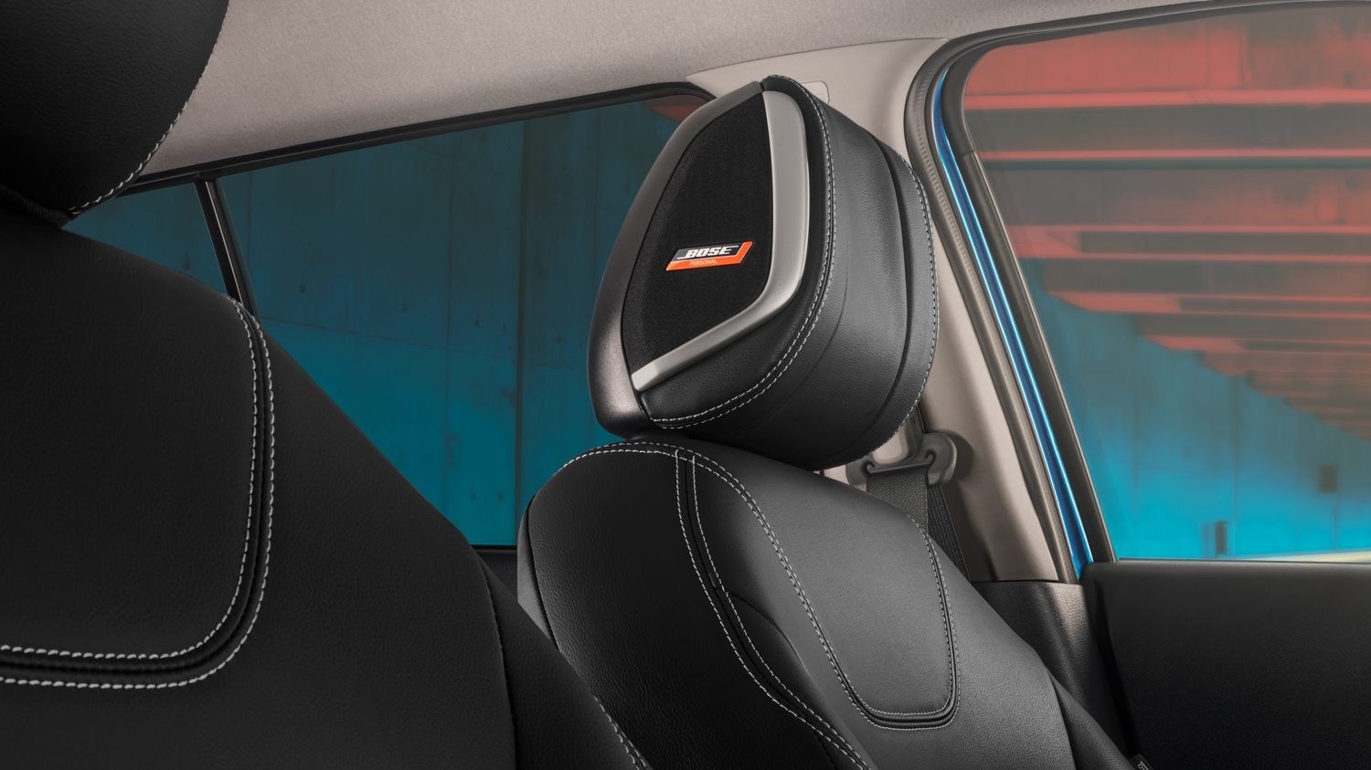 Nissan Kicks Play 2025 interior asientos
