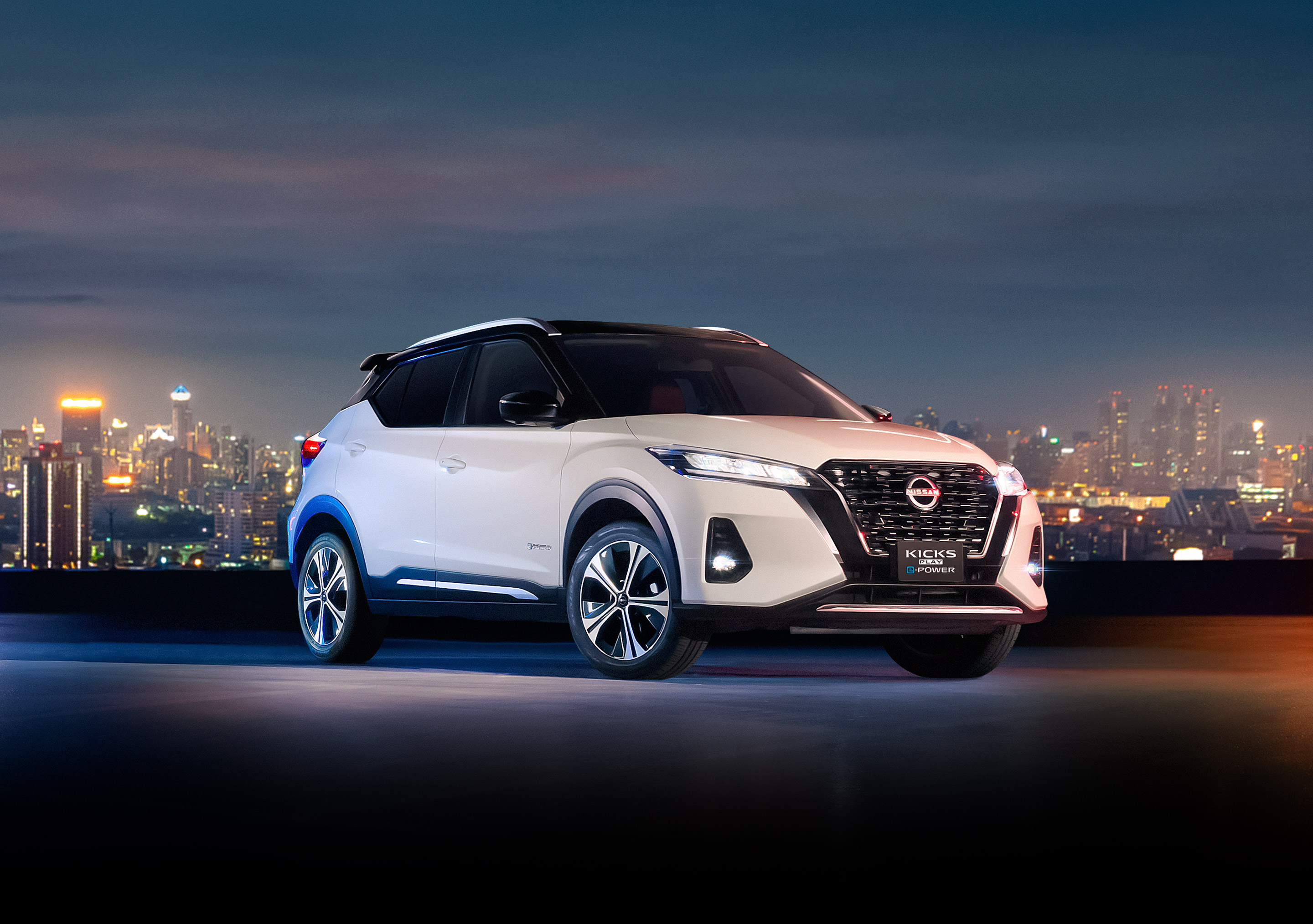 Nueva Kicks Play e-POWER 2026 - Hero Banner