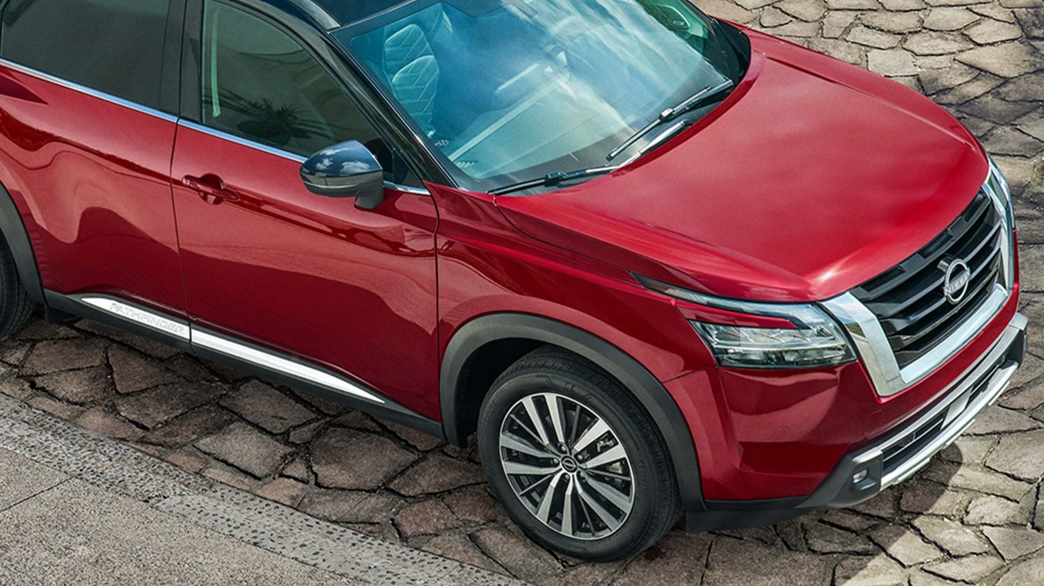 Nissan Pathfinder 2023 exterior puertas