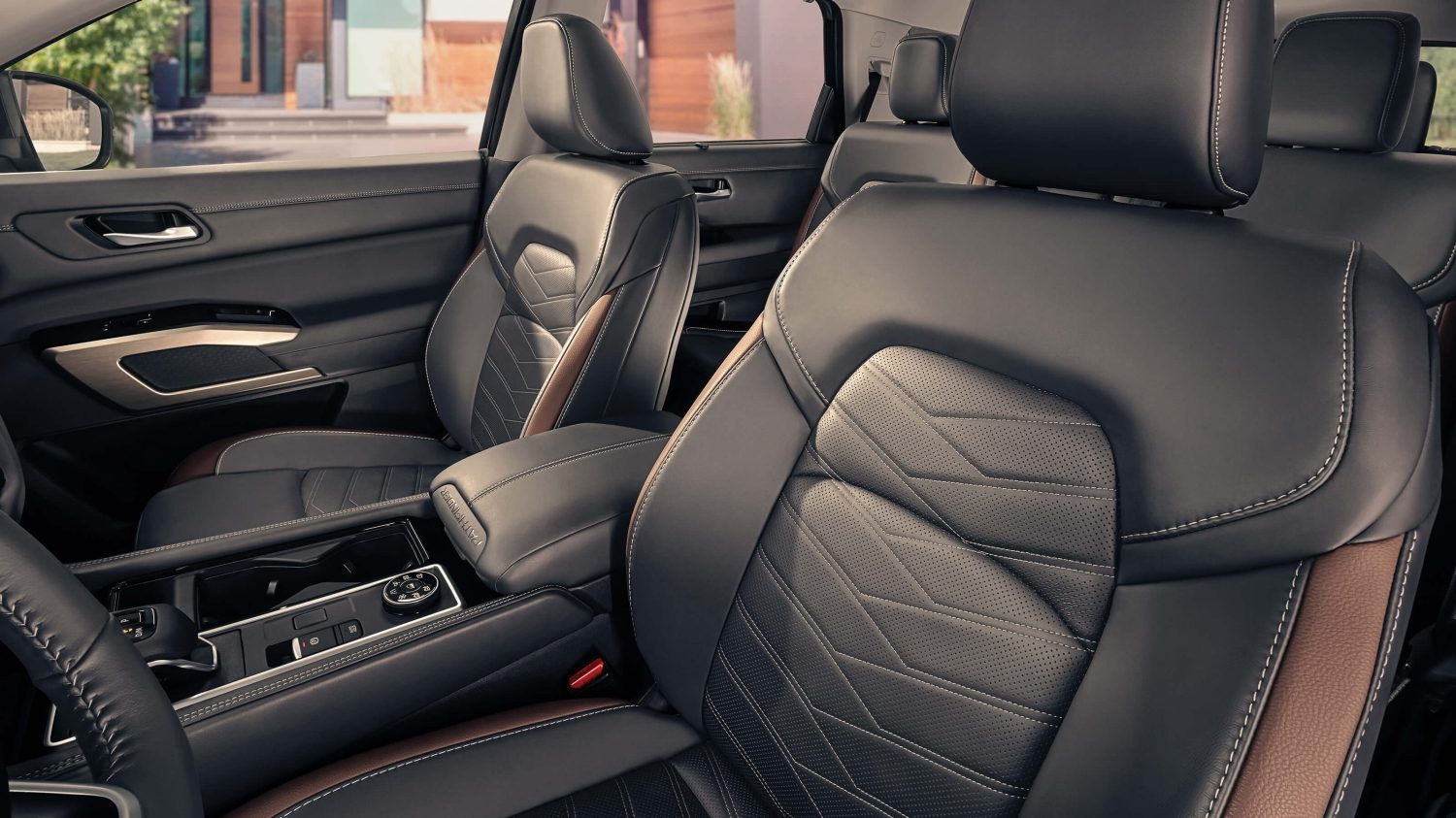 Nissan Pathfinder 2023 asientos