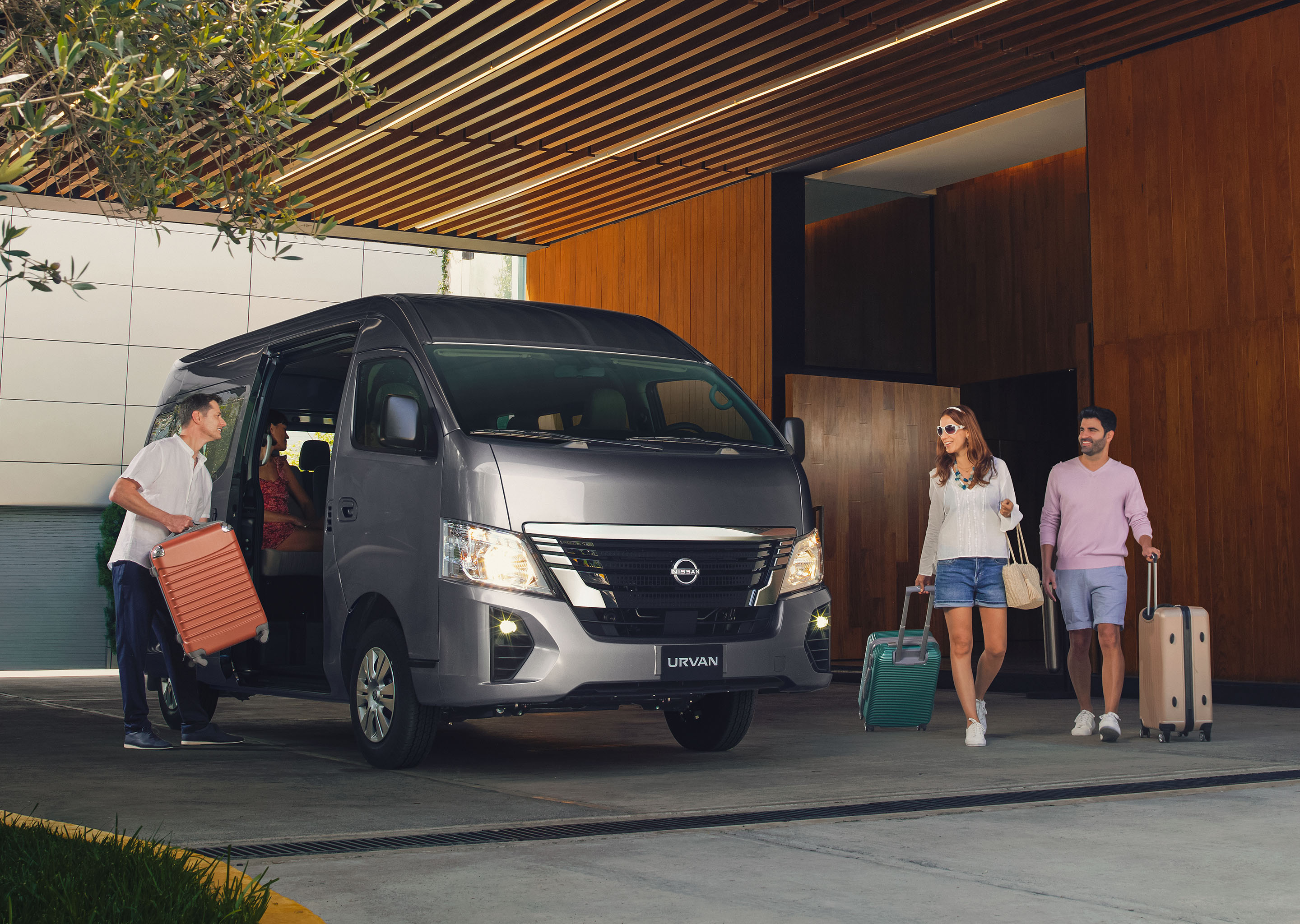 Nissan Urvan 2023