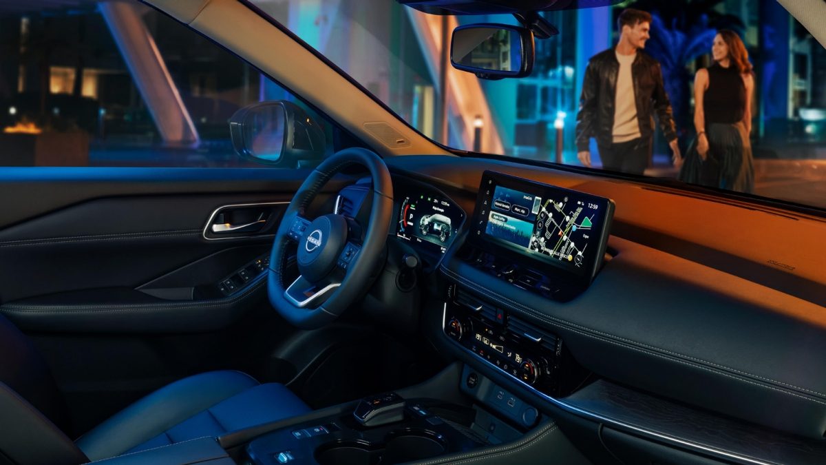 Detalle interior de Nissan X-Trail e-POWER con interiores premium.