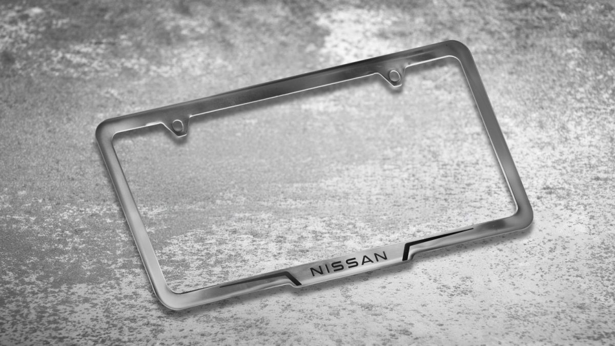 Nissan X-Trail e-POWER con e-4ORCE 2027 portaplacas