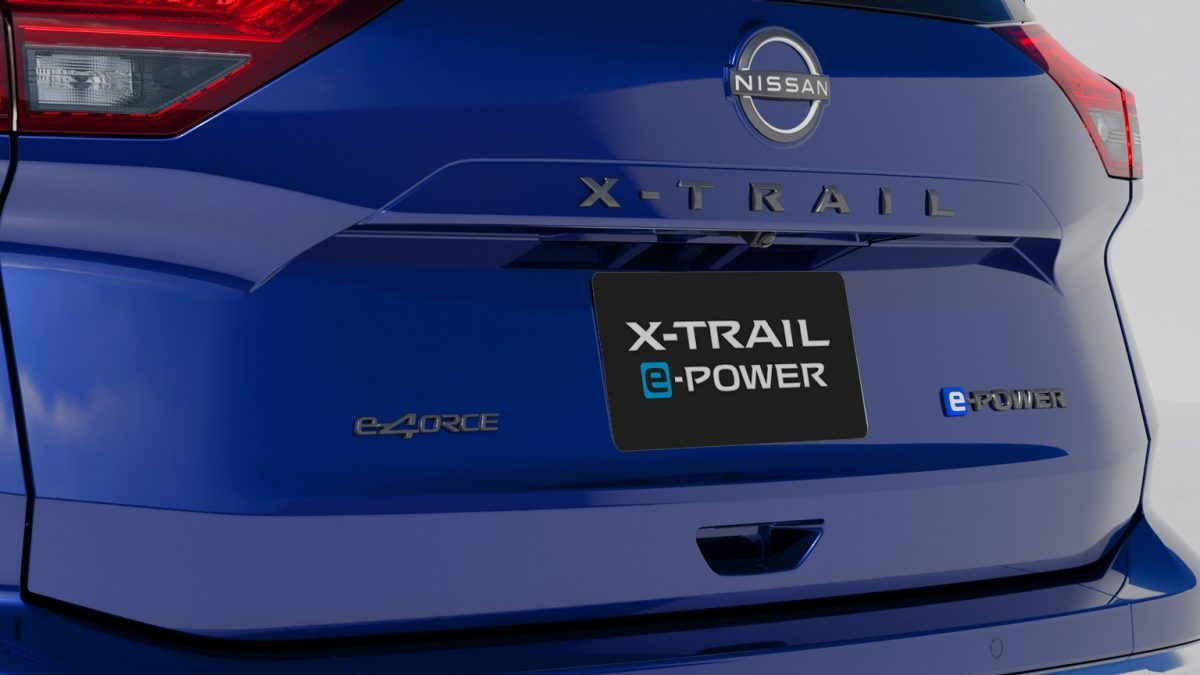 Nissan X-Trail e-POWER con e-4ORCE 2027 emblemas