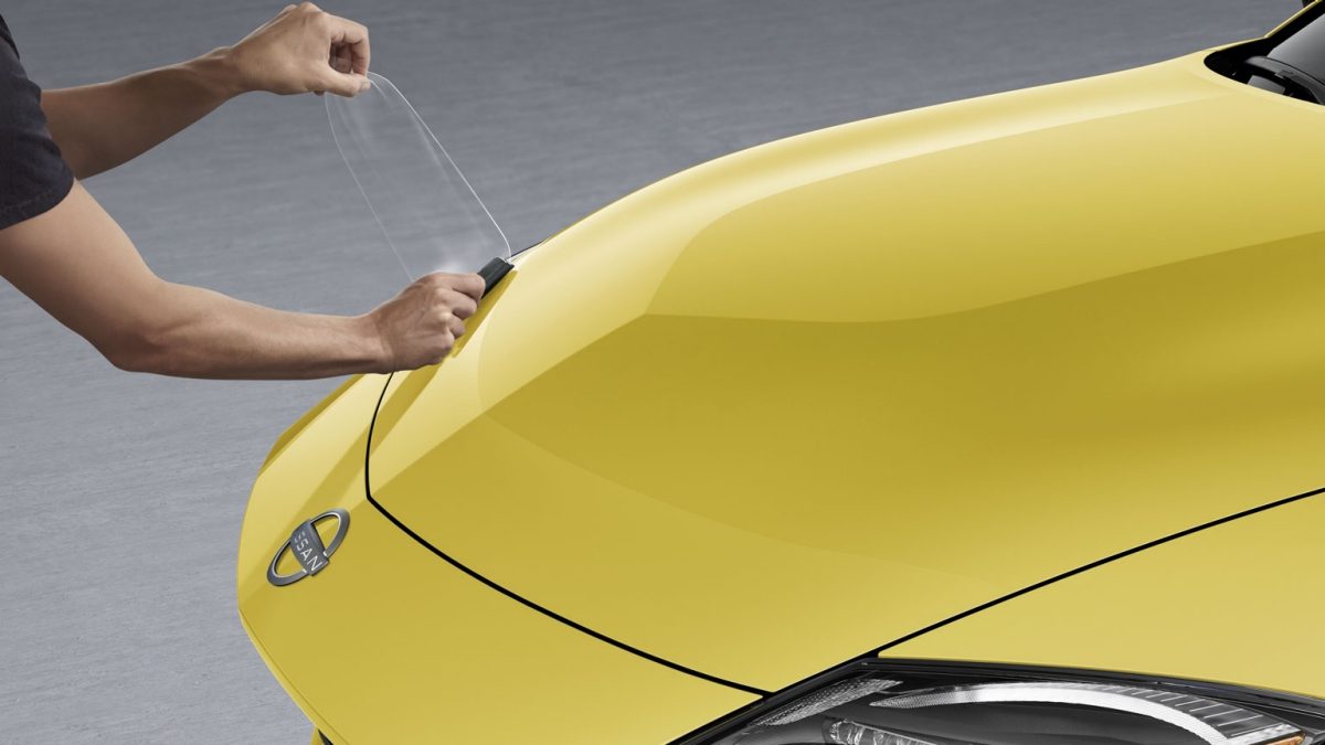 Nuevo Nissan Z 2023 accesorio antifaz transparente