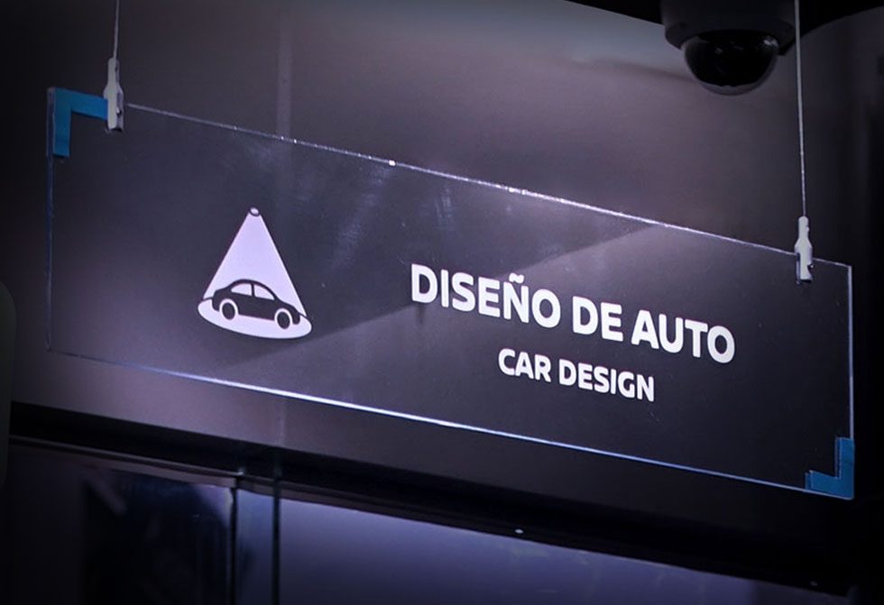Simulador de Nissan en Kidzania para diseñar tu auto