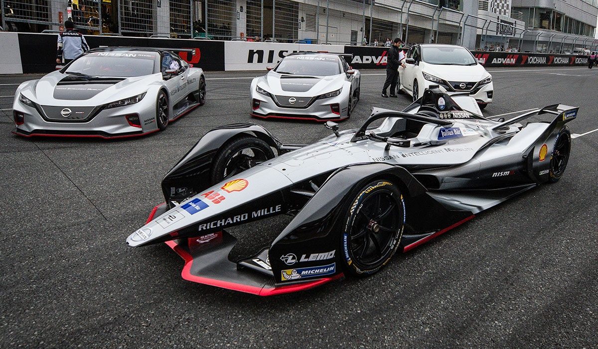 Nissan 60 aniversario intelligent mobility