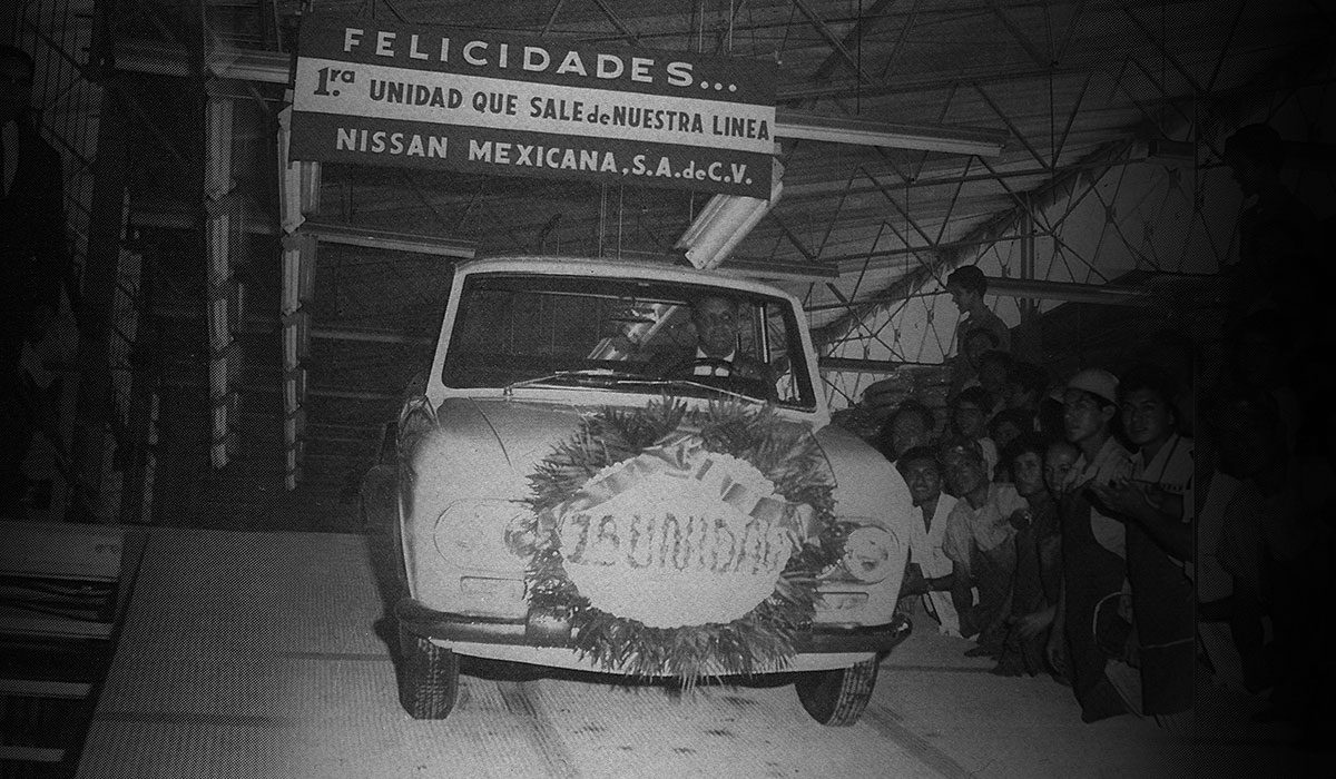 Nissan 60 aniversario apertura