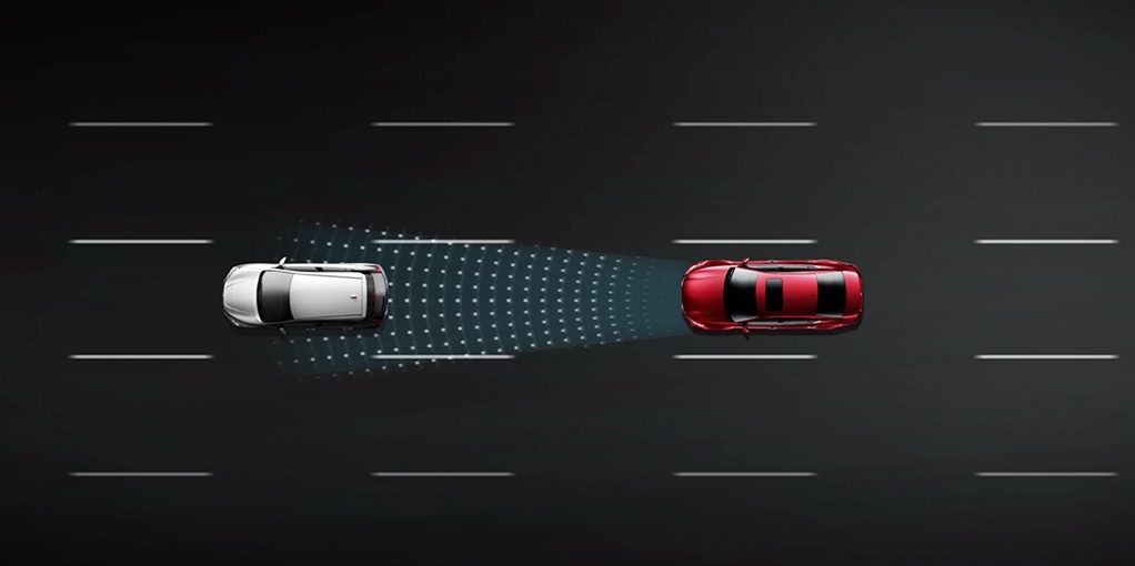 Nissan Versa - Intelligent Mobility Alerta de Tráfico Cruzado (RCTA)